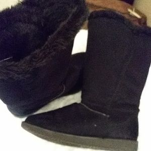 Airwalk fur lined like new boots comfy and cozy!